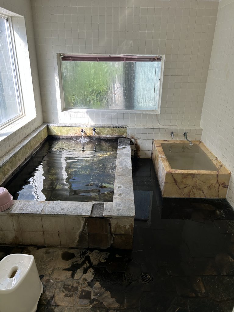 かけ流しの温泉施設