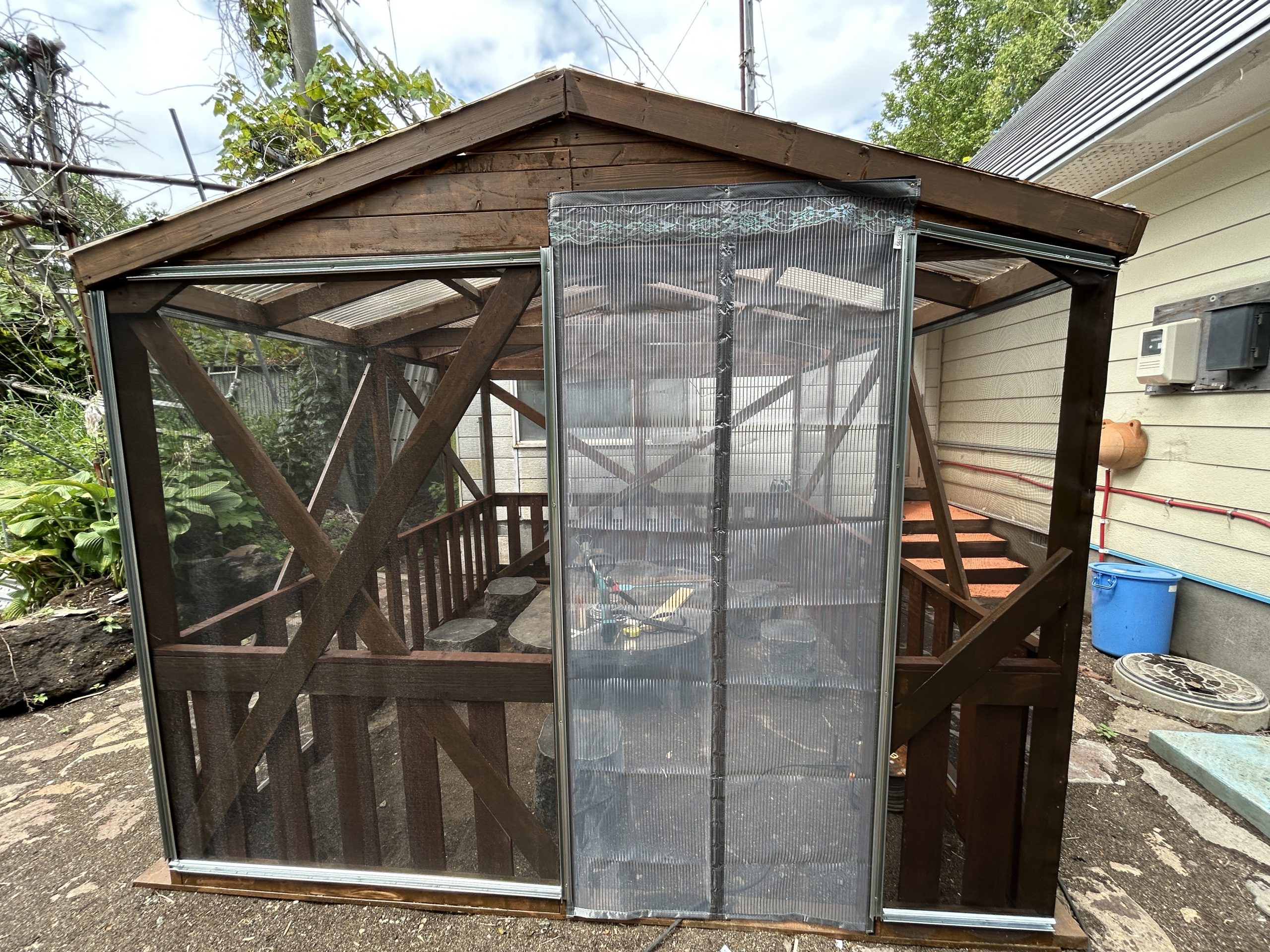 バーベQ小屋